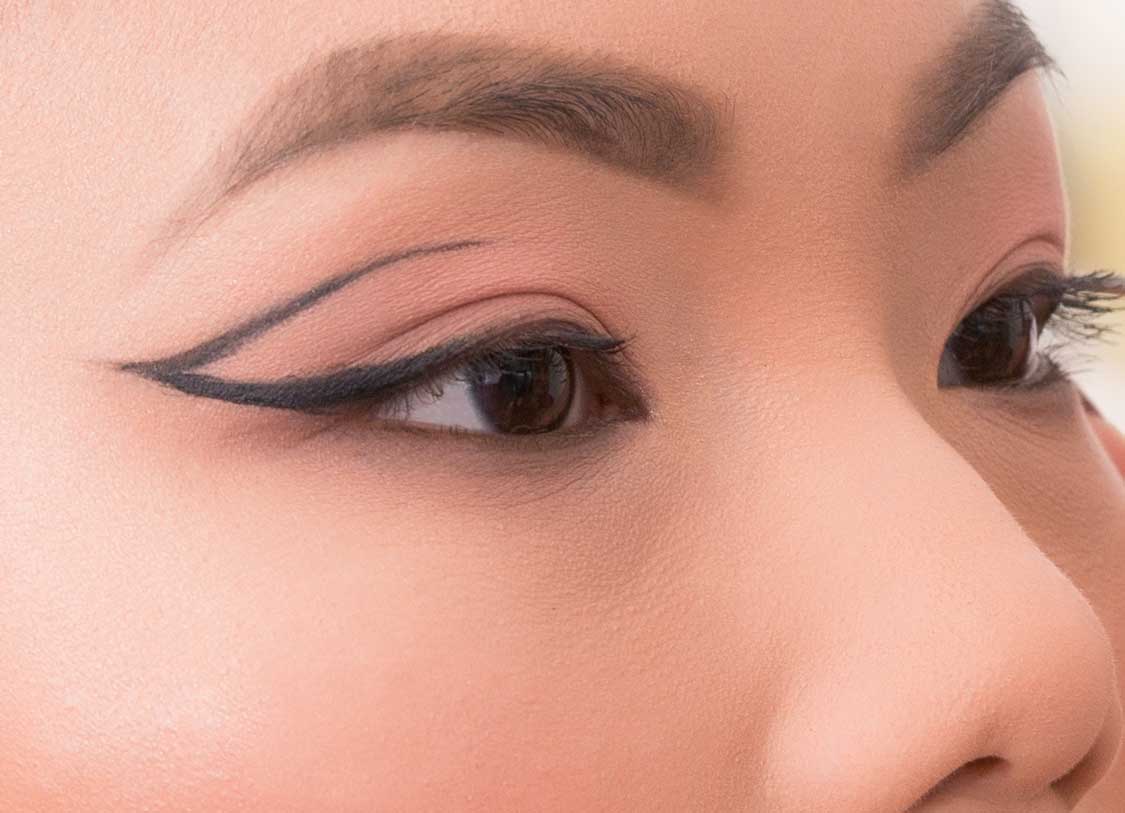 Double-Winged Liner